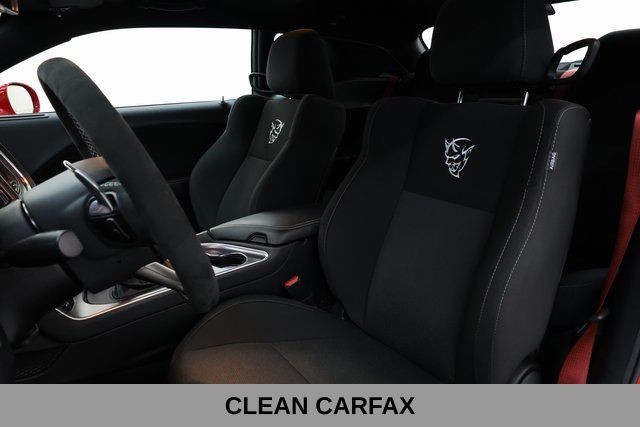 Dodge Challenger Vehicle Image 11