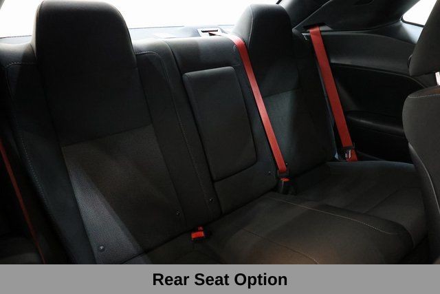 Dodge Challenger Vehicle Image 19