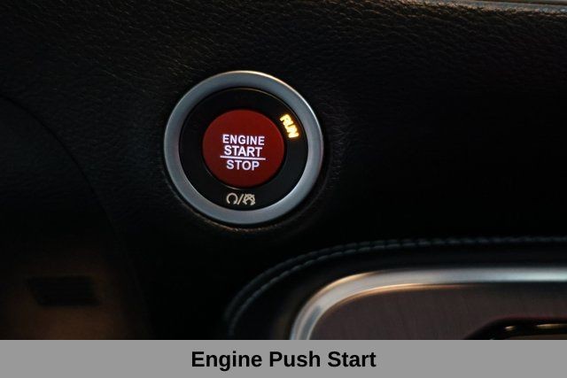 Dodge Challenger Vehicle Image 24
