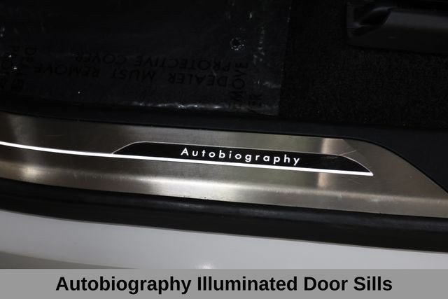Land Rover Range Rover Vehicle Image 32