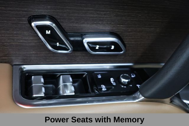 Land Rover Range Rover Vehicle Image 33