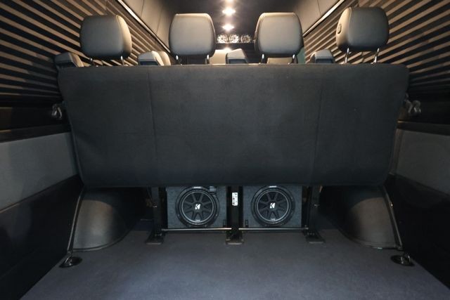 Mercedes-Benz Sprinter 2500 Vehicle Image 60