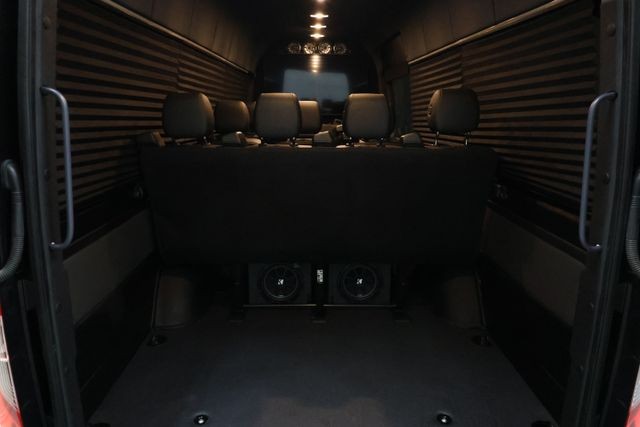 Mercedes-Benz Sprinter 2500 Vehicle Image 66