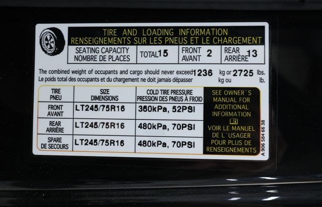 Mercedes-Benz Sprinter 2500 Vehicle Image 80