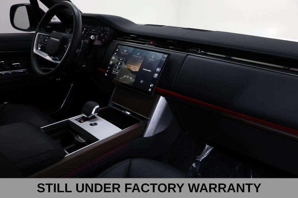 Land Rover Range Rover Vehicle Full-screen Gallery Image 21