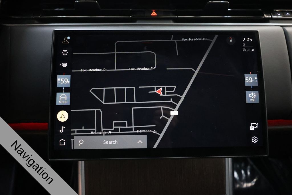 Land Rover Range Rover Vehicle Full-screen Gallery Image 26