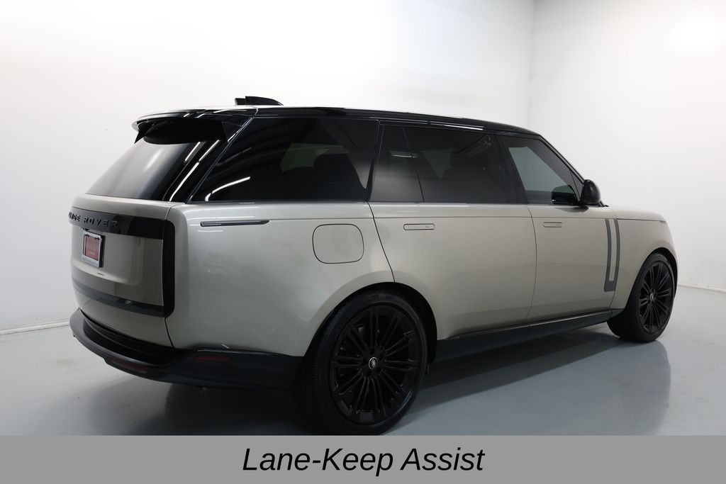 Land Rover Range Rover Vehicle Full-screen Gallery Image 33