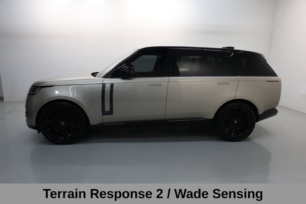 Land Rover Range Rover Vehicle Full-screen Gallery Image 37