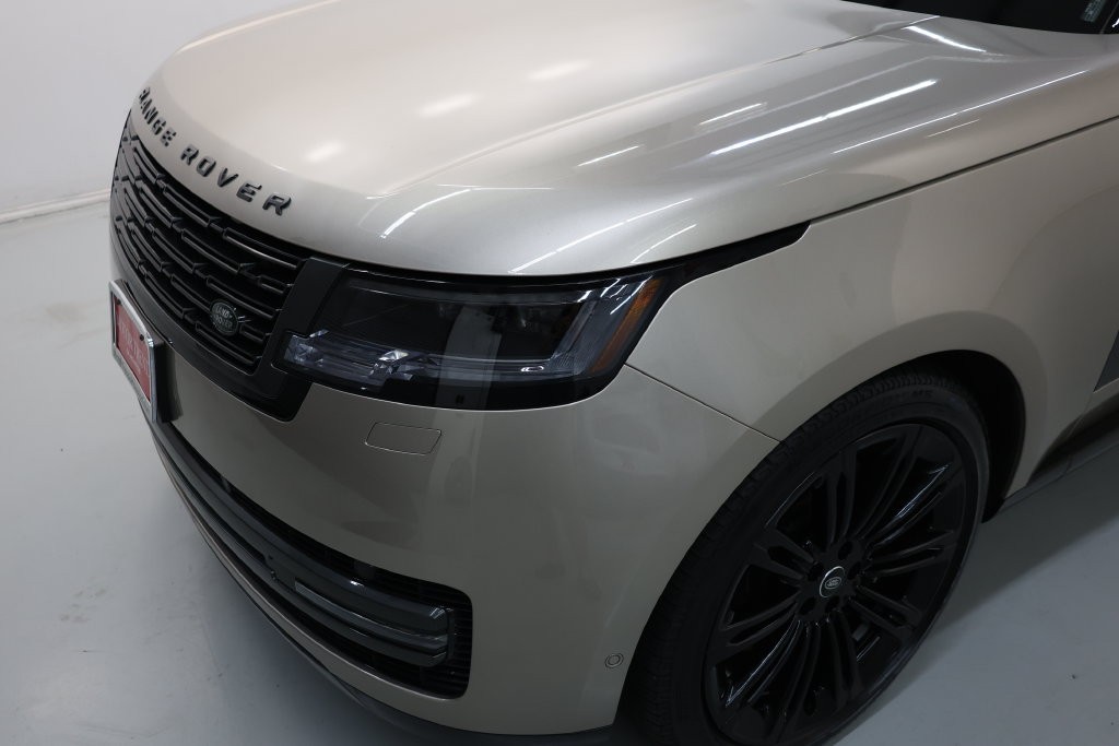 Land Rover Range Rover Vehicle Full-screen Gallery Image 70