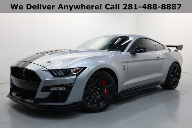 Ford Mustang Vehicle Image 03