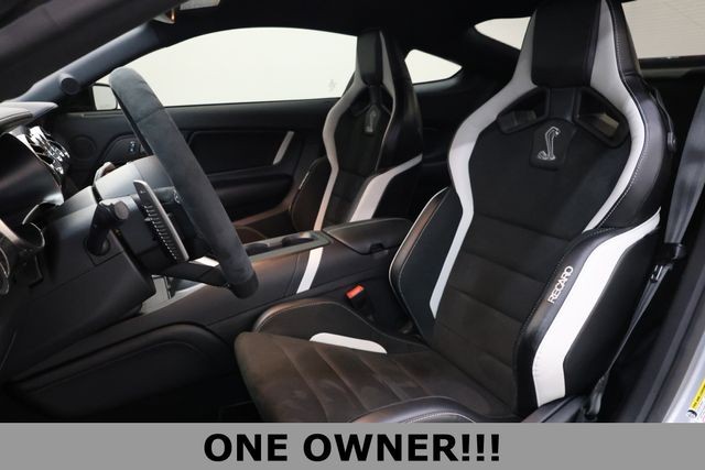 Ford Mustang Vehicle Image 13