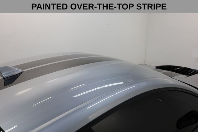 Ford Mustang Vehicle Image 16