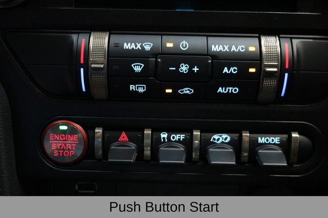 Ford Mustang Vehicle Image 28