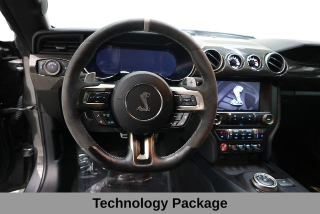 Ford Mustang Vehicle Image 15