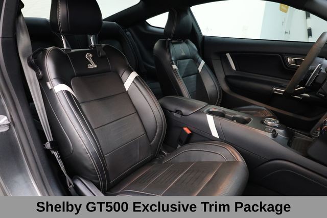 Ford Mustang Vehicle Image 17