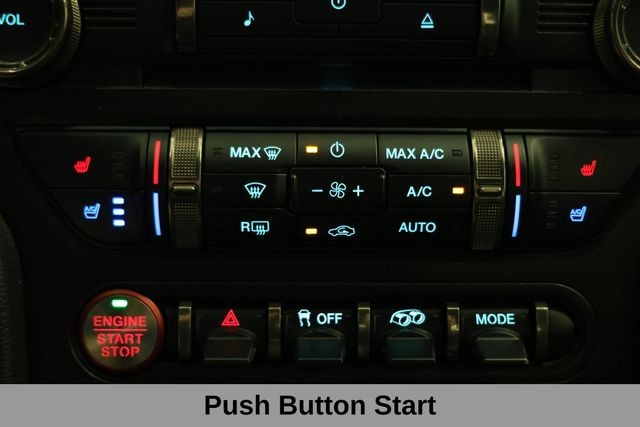 Ford Mustang Vehicle Image 25