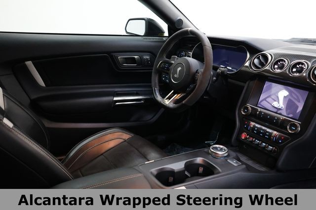 Ford Mustang Vehicle Image 39