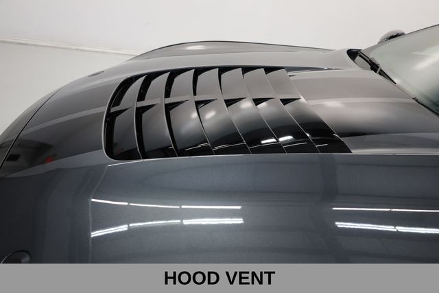Ford Mustang Vehicle Image 46