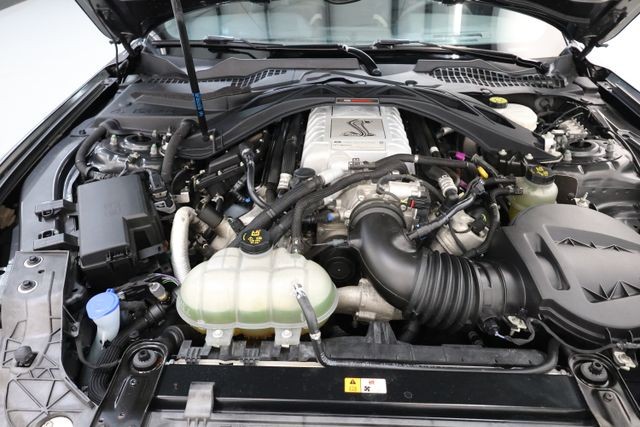Ford Mustang Vehicle Image 96
