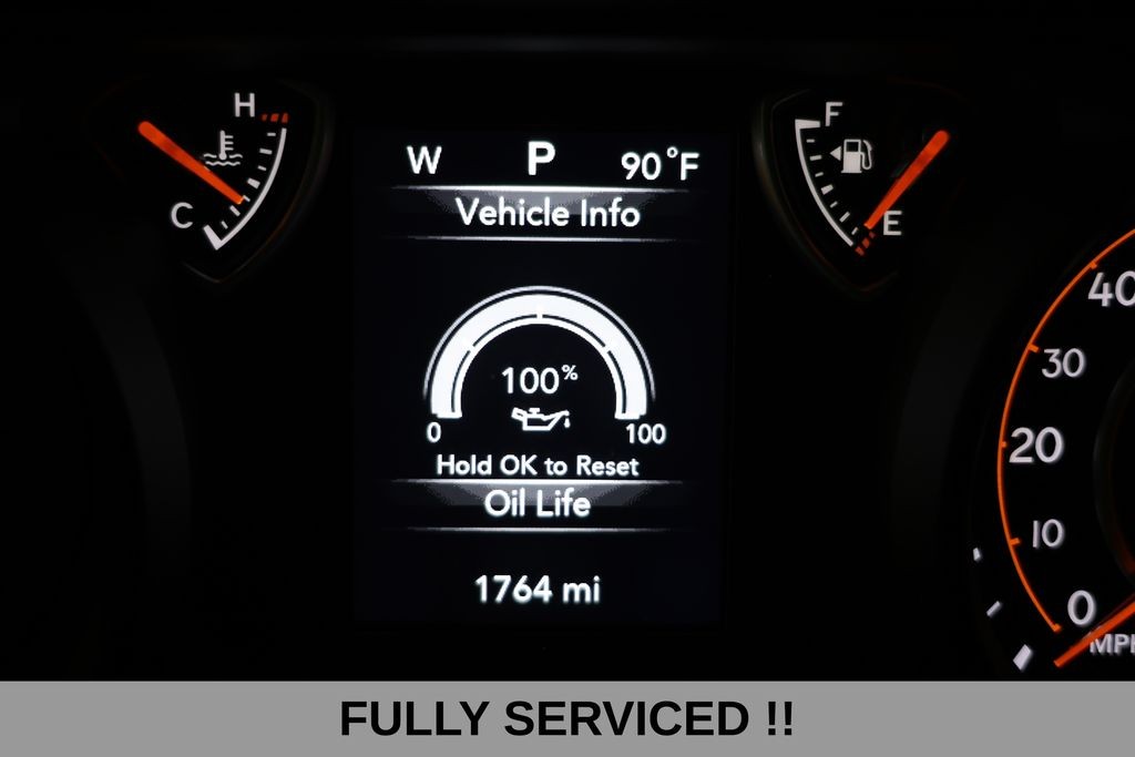 Jeep Wrangler Vehicle Full-screen Gallery Image 09