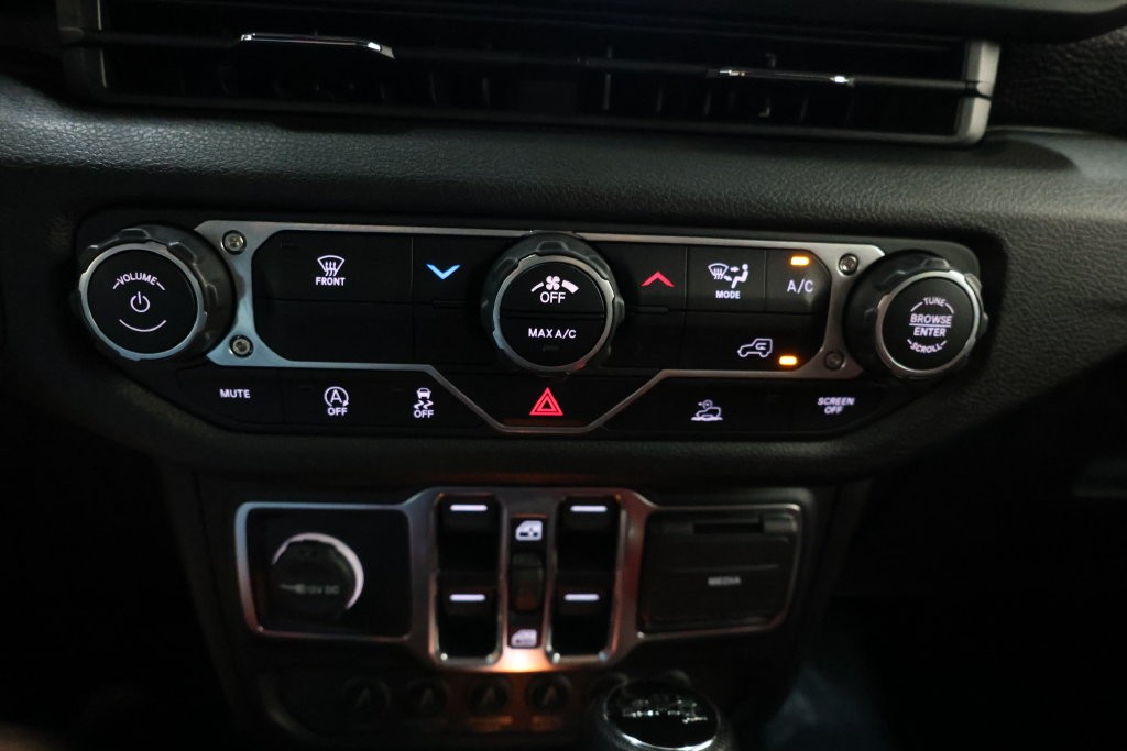 Jeep Wrangler Vehicle Full-screen Gallery Image 114