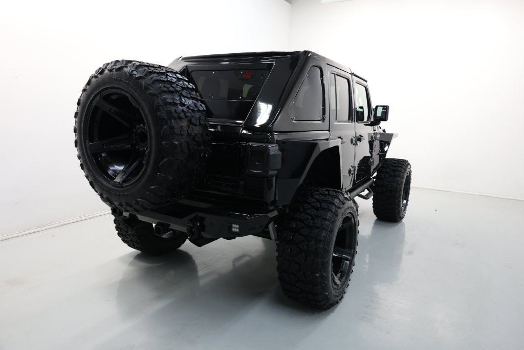 Jeep Wrangler Vehicle Full-screen Gallery Image 73