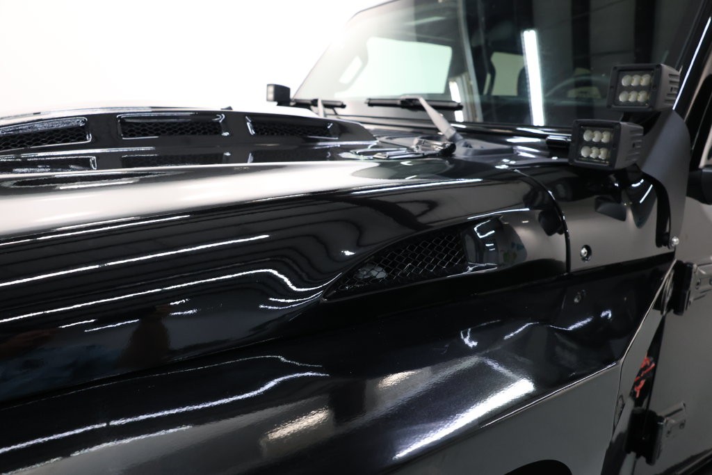 Jeep Wrangler Vehicle Full-screen Gallery Image 75