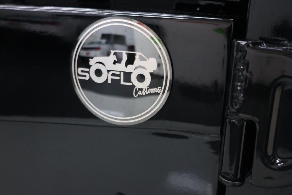 Jeep Wrangler Vehicle Full-screen Gallery Image 80