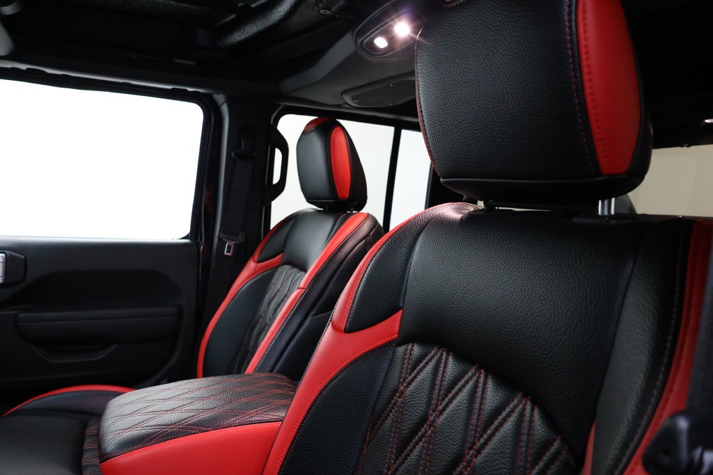 Jeep Wrangler Vehicle Full-screen Gallery Image 90