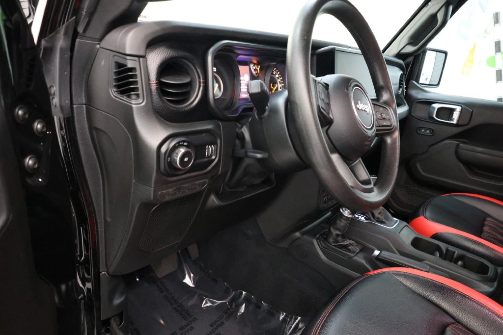 Jeep Wrangler Vehicle Full-screen Gallery Image 94