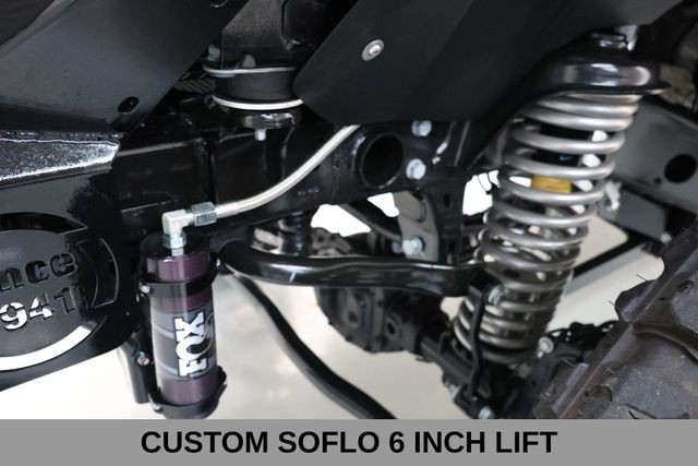 Jeep Wrangler Vehicle Image 16