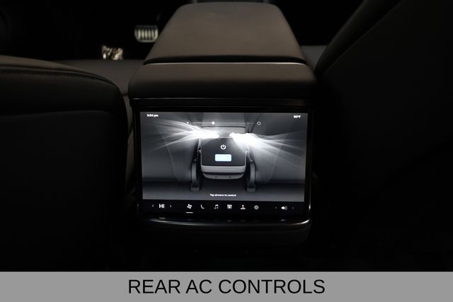Tesla Model S Vehicle Image 33