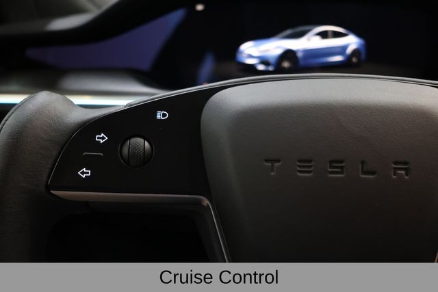 Tesla Model S Vehicle Image 37