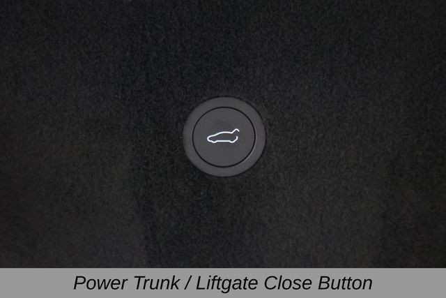 Tesla Model S Vehicle Image 43