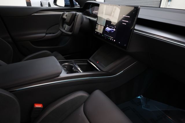 Tesla Model S Vehicle Image 70