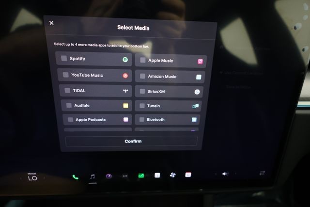Tesla Model S Vehicle Image 90