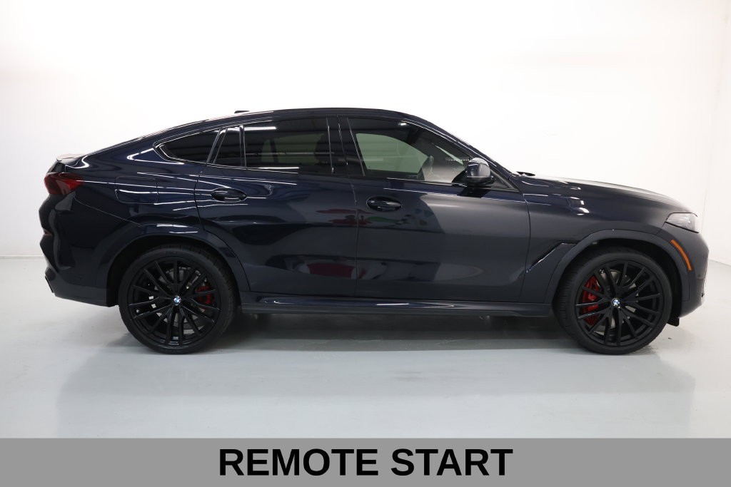 BMW X6 Vehicle Full-screen Gallery Image 24