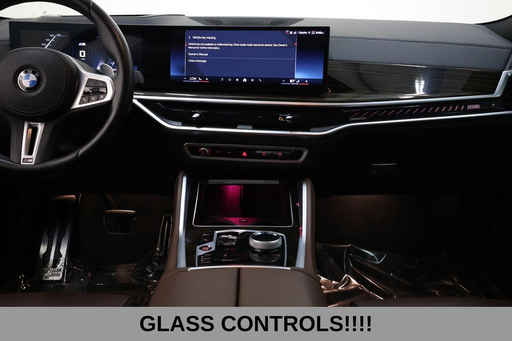 BMW X6 Vehicle Full-screen Gallery Image 33