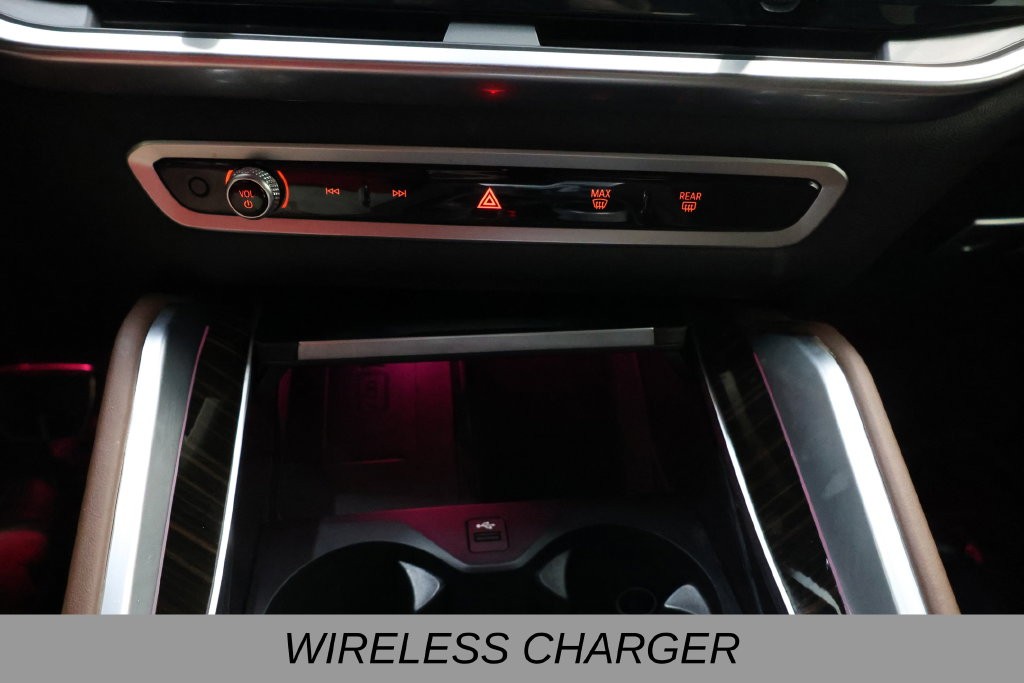 BMW X6 Vehicle Full-screen Gallery Image 37