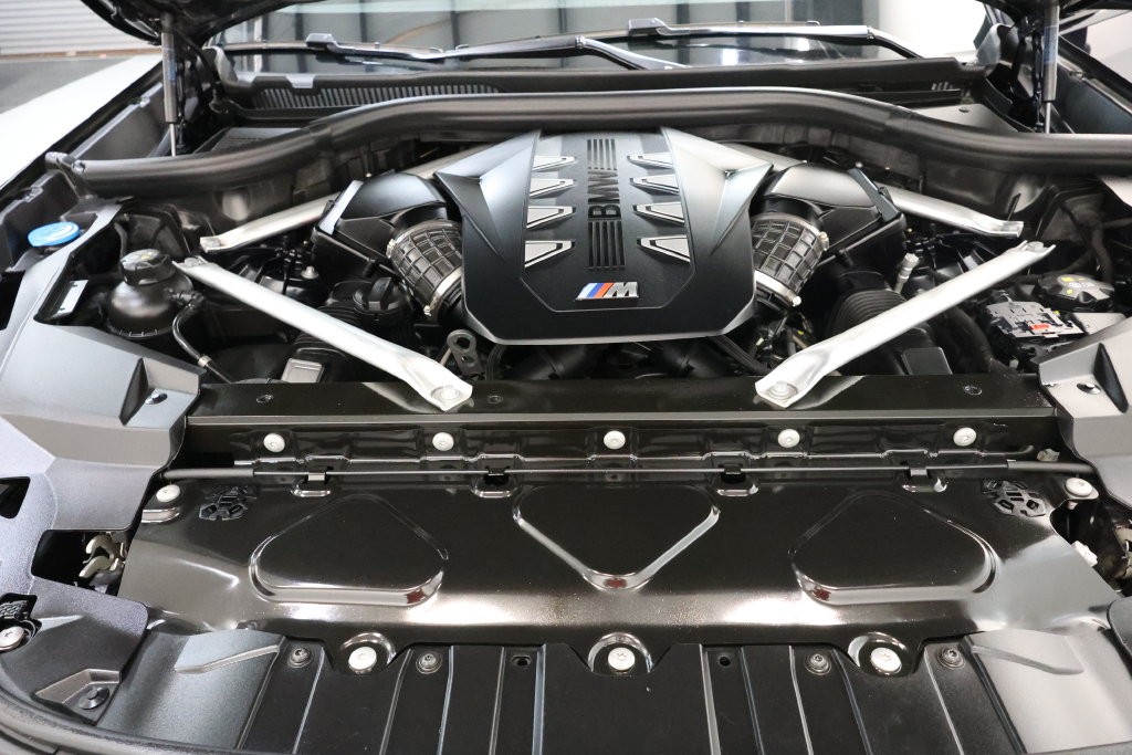 BMW X6 Vehicle Full-screen Gallery Image 98