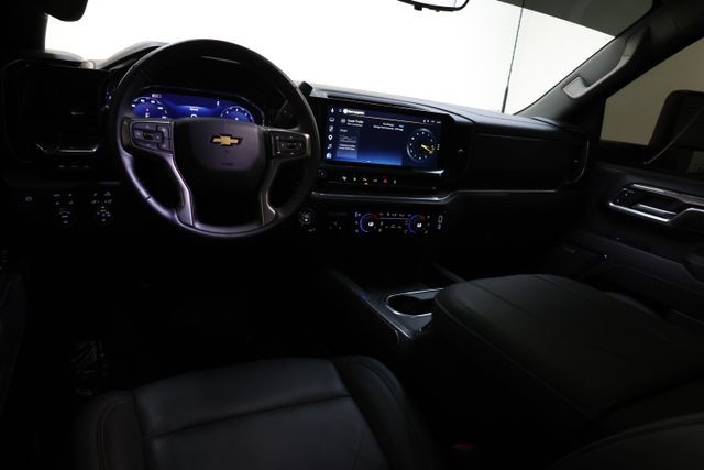 Chevrolet Silverado 3500HD Vehicle Full-screen Gallery Image 119