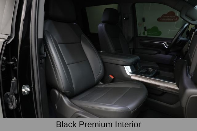 Chevrolet Silverado 3500HD Vehicle Full-screen Gallery Image 29