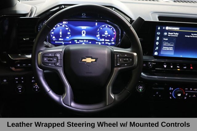 Chevrolet Silverado 3500HD Vehicle Full-screen Gallery Image 56
