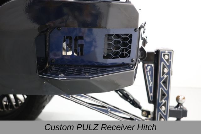 Chevrolet Silverado 3500HD Vehicle Full-screen Gallery Image 63