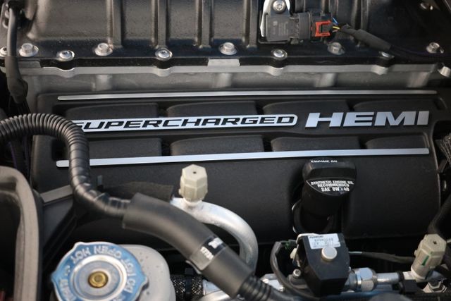 Dodge Challenger Vehicle Full-screen Gallery Image 103