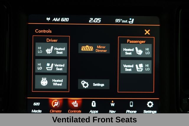 Dodge Challenger Vehicle Full-screen Gallery Image 37