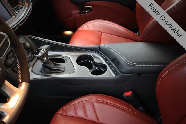 Dodge Challenger Vehicle Full-screen Gallery Image 38