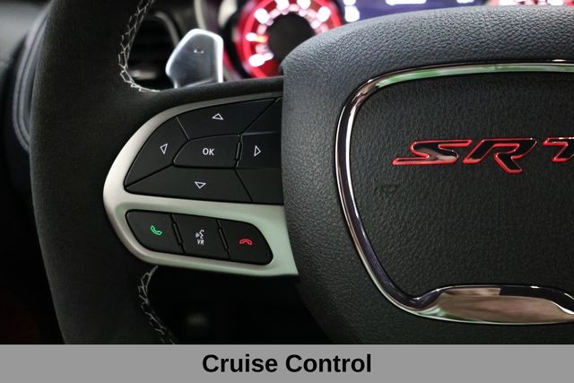 Dodge Challenger Vehicle Full-screen Gallery Image 46