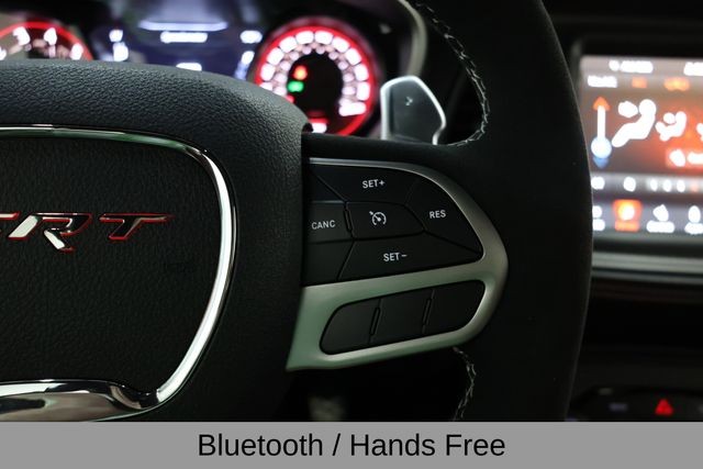Dodge Challenger Vehicle Full-screen Gallery Image 47