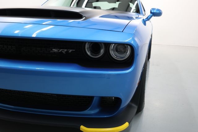 Dodge Challenger Vehicle Full-screen Gallery Image 63